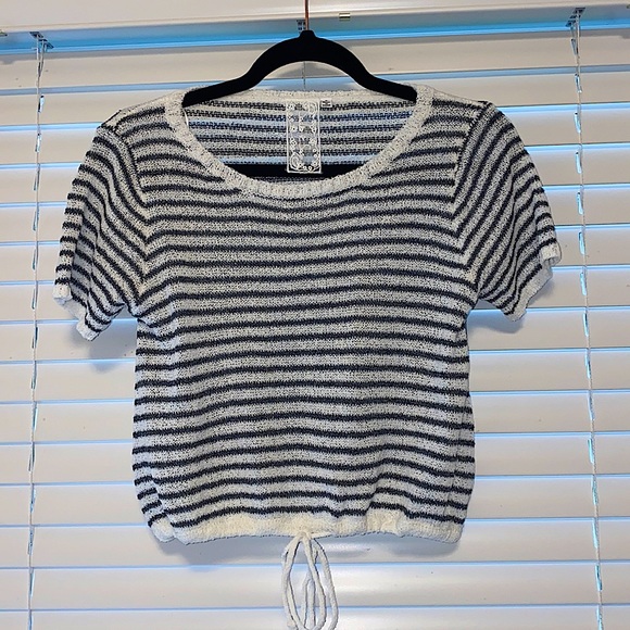 ULTRA RARE SADIE & SAGE KNIT TEE - Picture 1 of 5